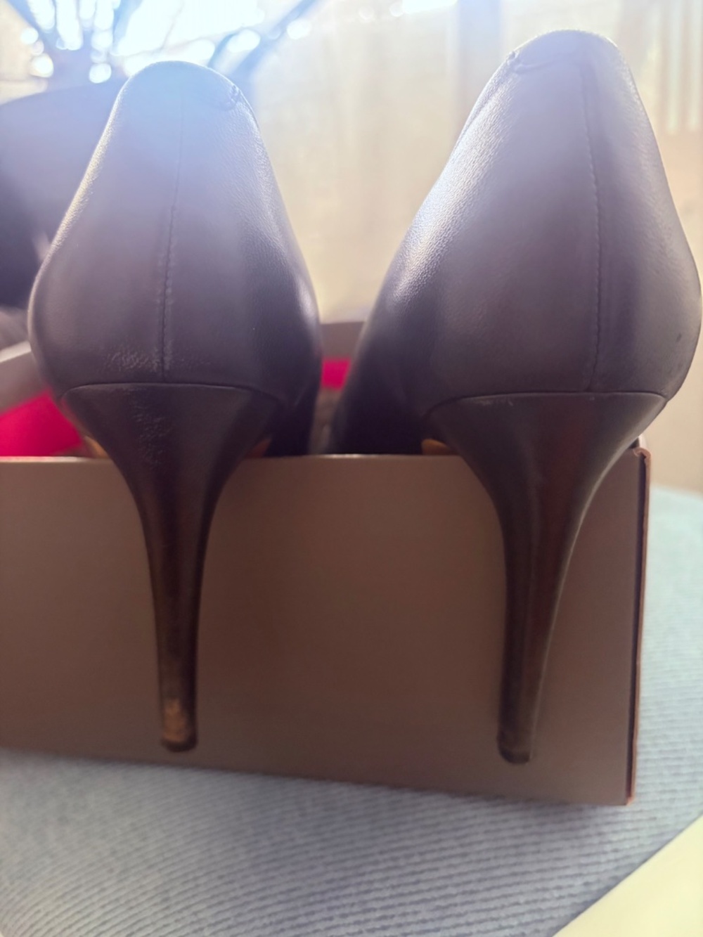 Vince Camuto Kain Pointed Toe Pumps - Picture 9 of 10
